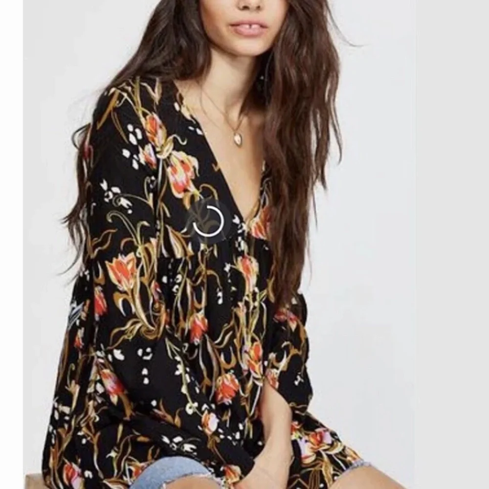 Free People Bella Printed Black Onyx Floral Tunic Size Medium